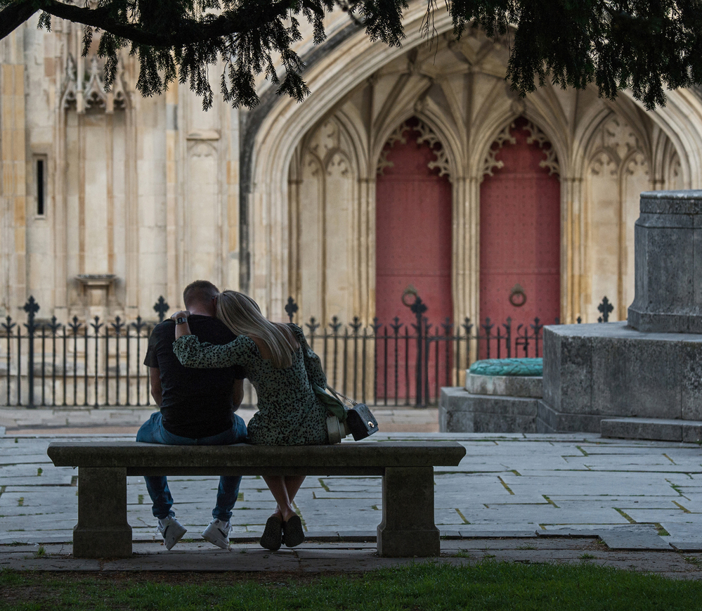 Winchester Sitting Couple by the Cathedral